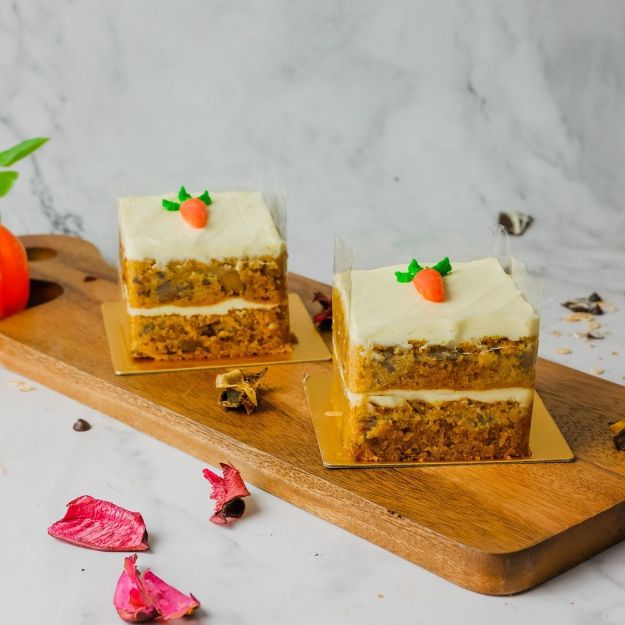 Picture of Moist Carrot Cake (Slice)